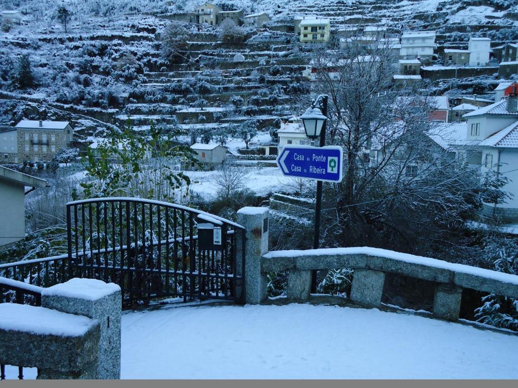 Villa Casa da Ponte Alvoco da Serra Esterno foto